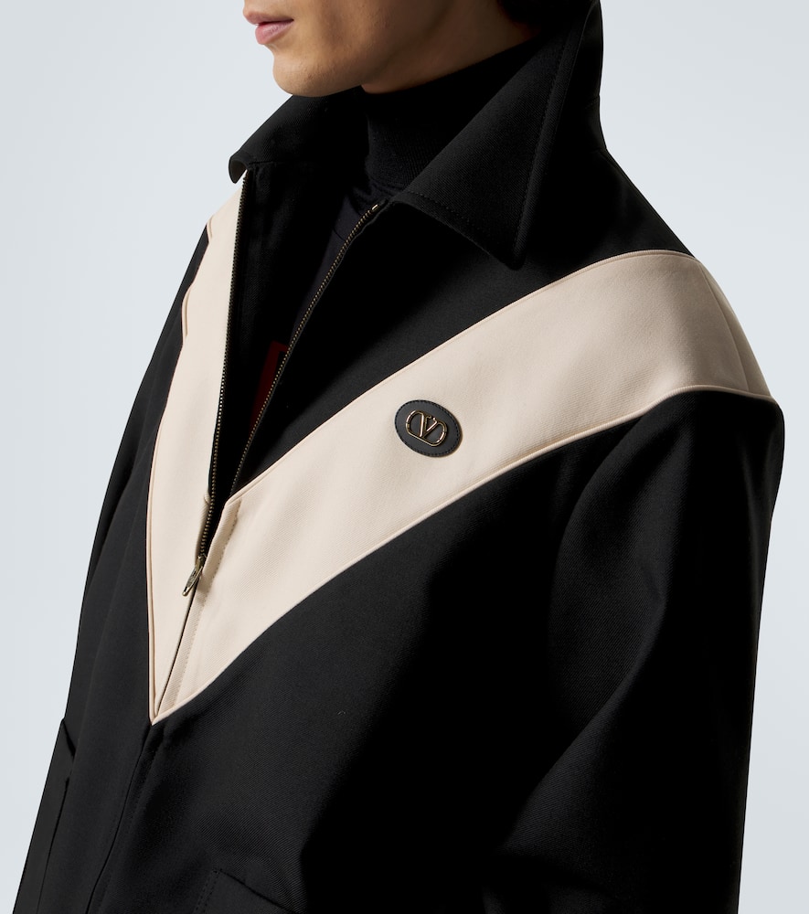 VLogo gabardine jacket