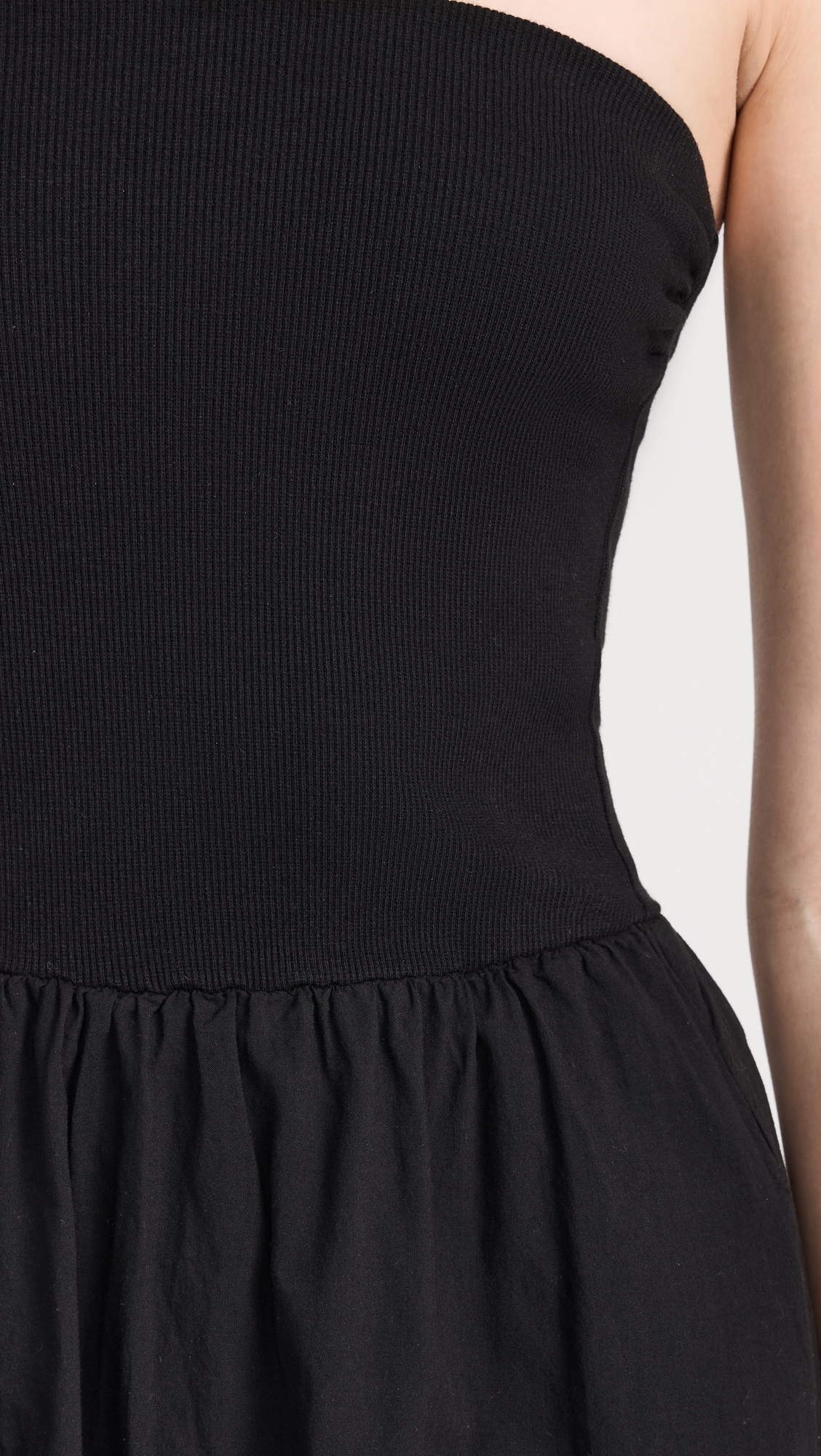 Finnian Dress Black