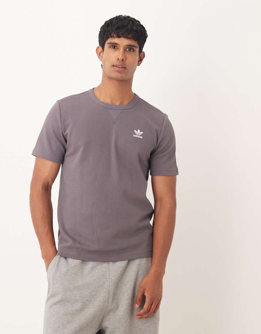 Essential Waffle t-shirt in grey