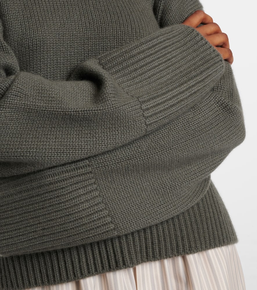 Sony cashmere sweater