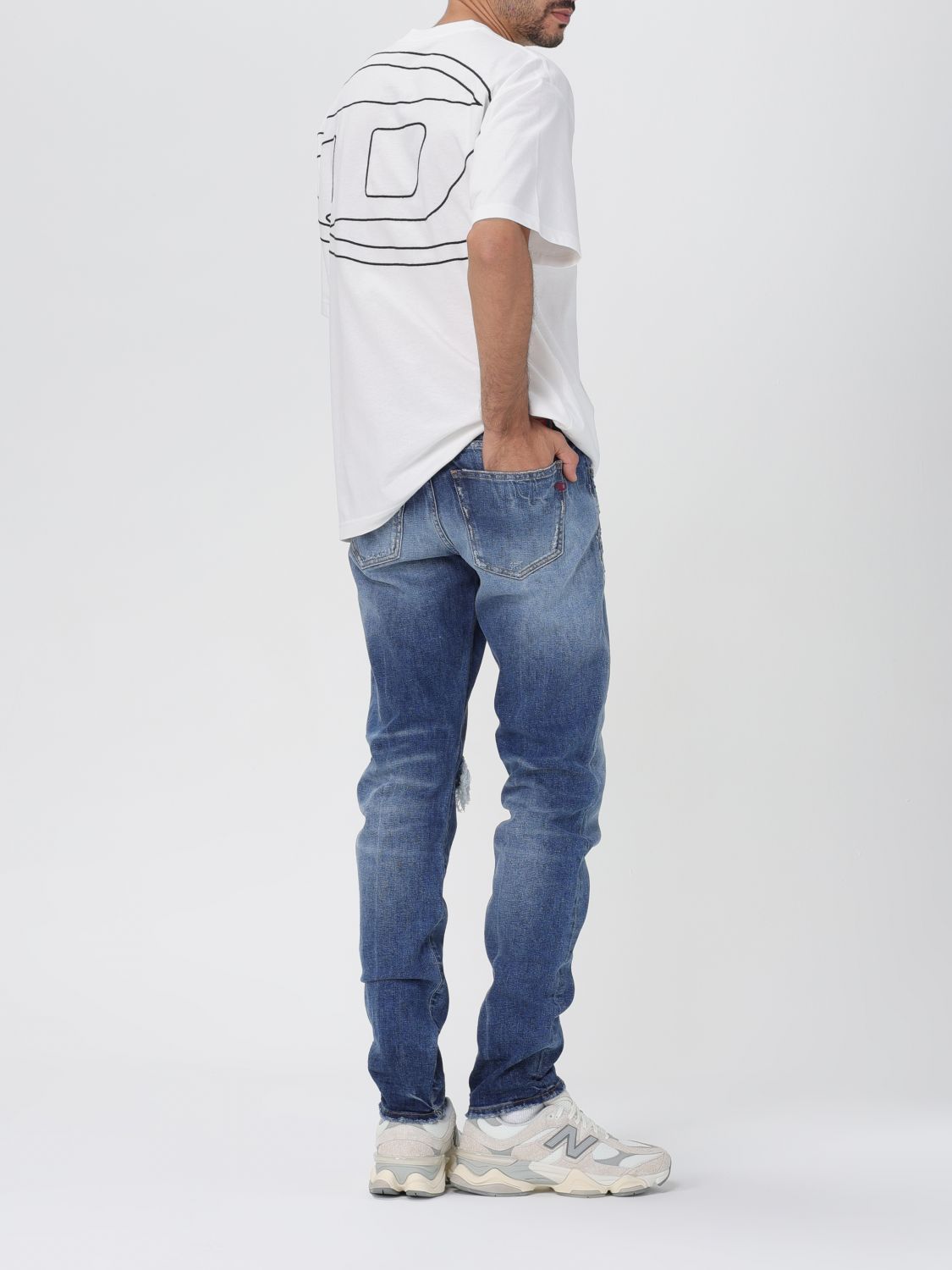 T-Shirt Men color White