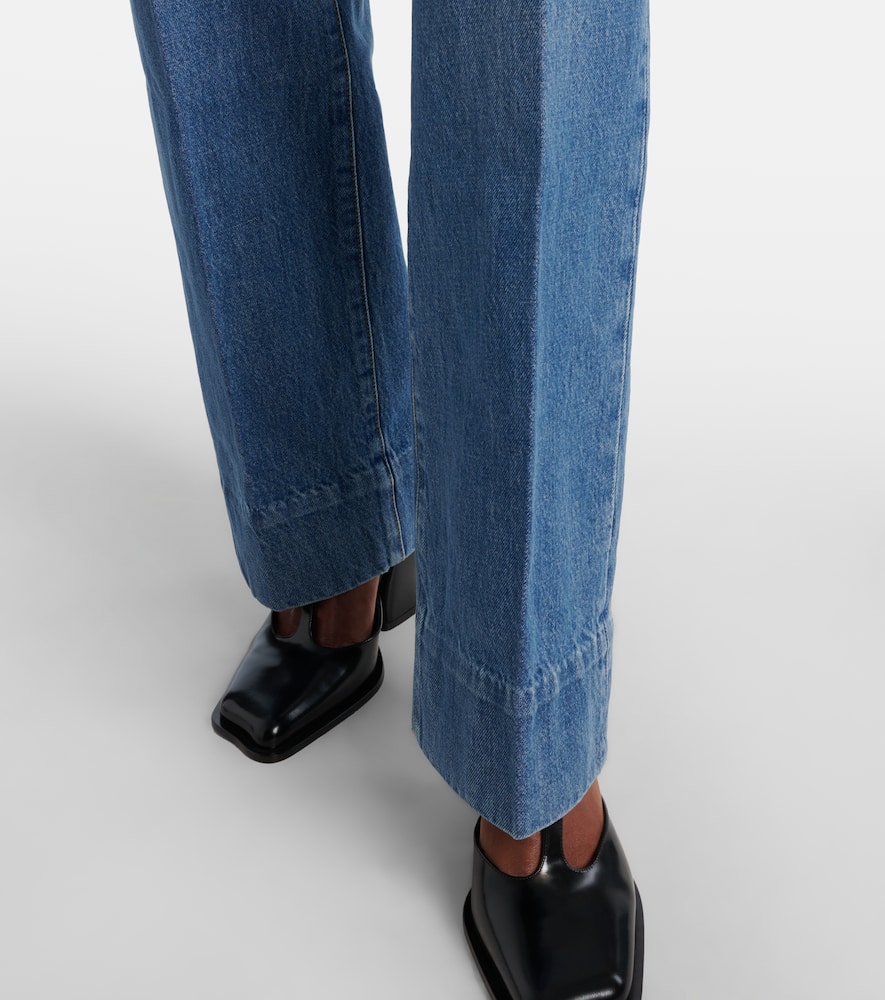 Loose mid-rise wide-leg jeans