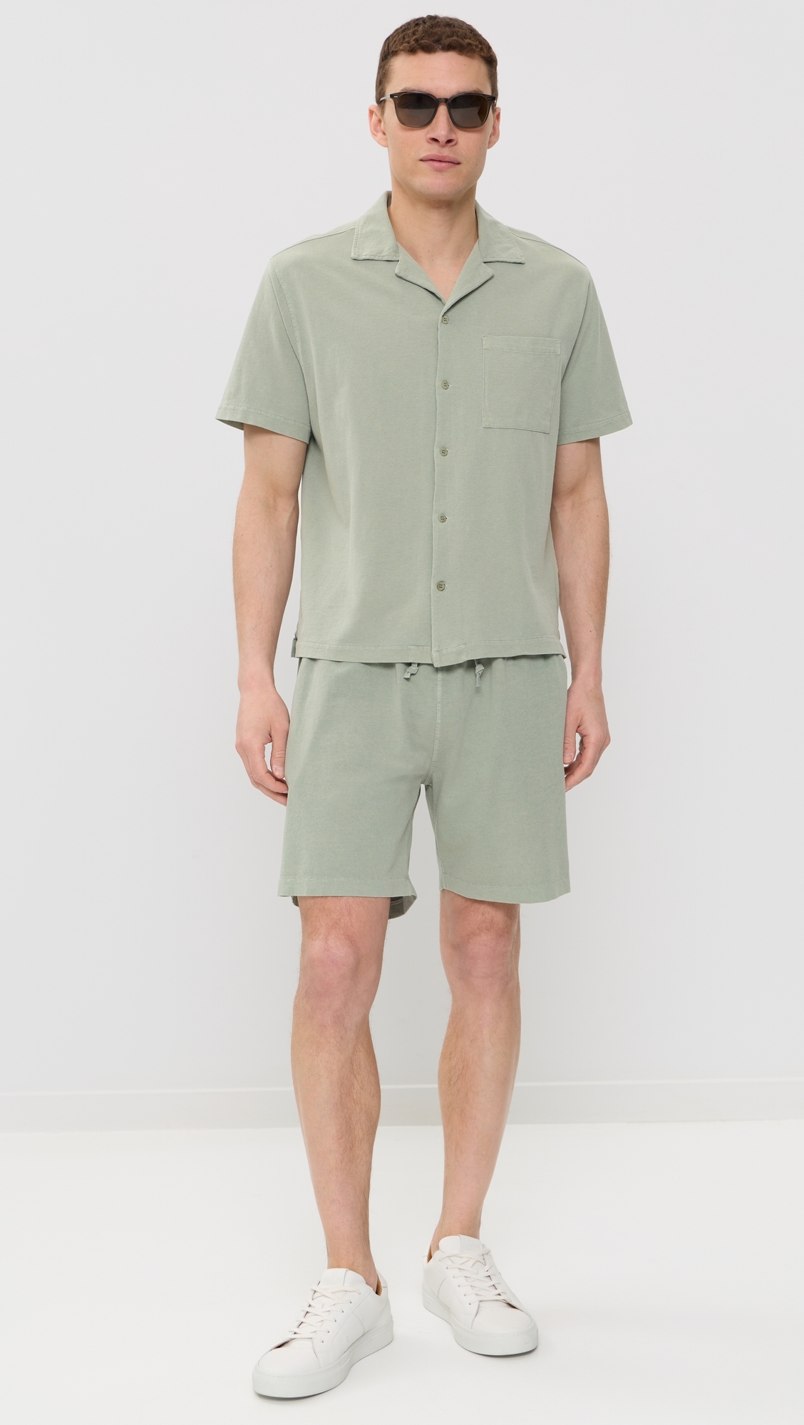 Featherweight Caza Knit Shorts 6.75 Riverstone