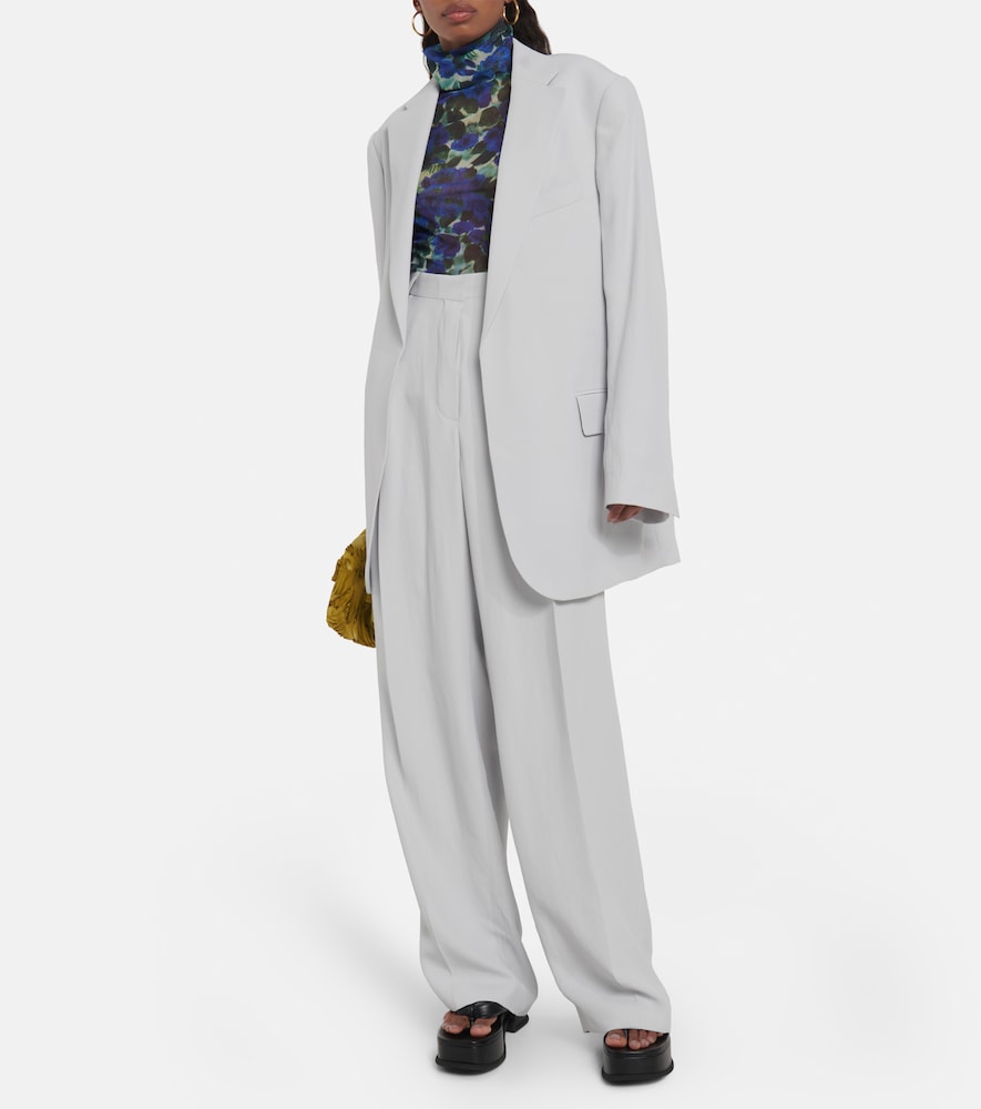 Pleated wide pants