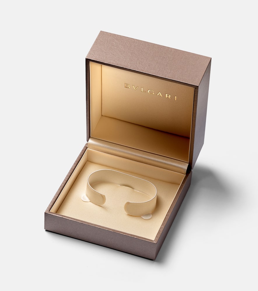 B. zero1 Essential 18kt gold bangle bracelet