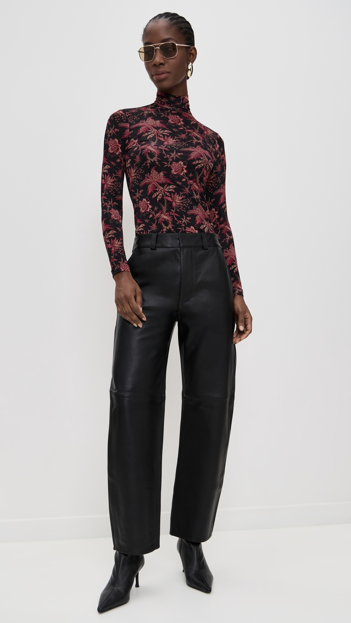 Aurelia Turtleneck Midnight Lily P