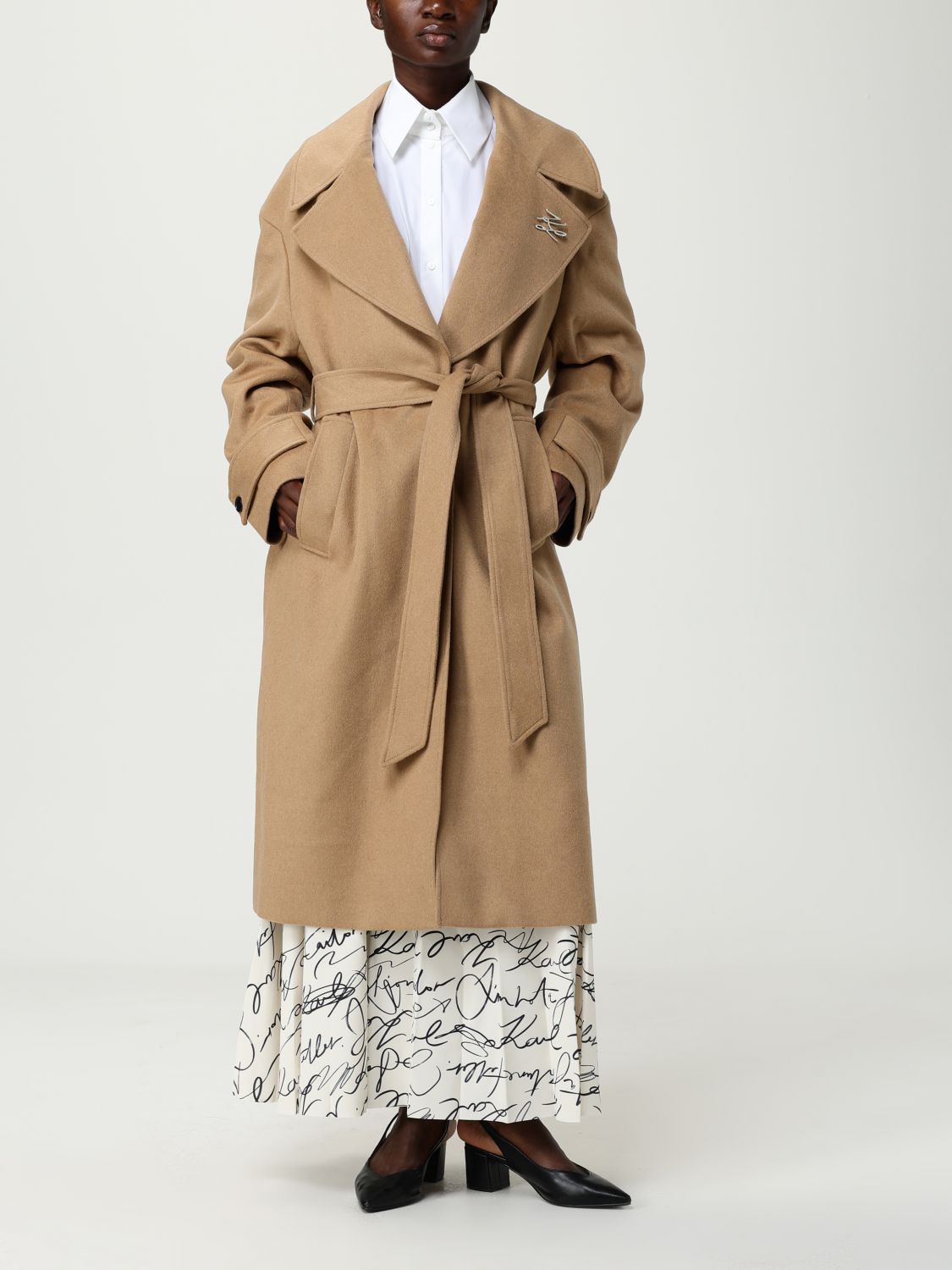 Coat Woman color Camel