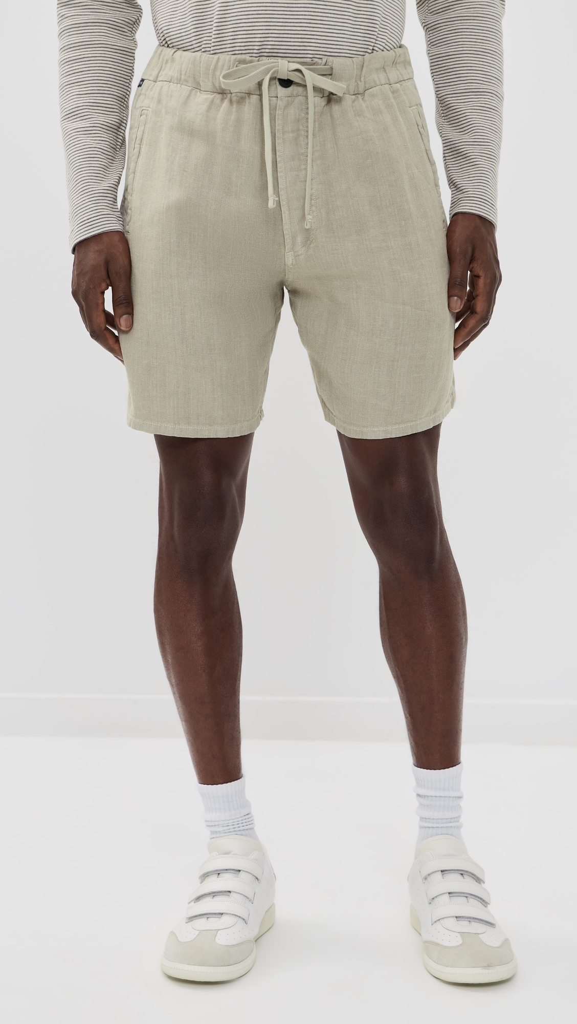 Drawstring Deck Shorts 7.5 Wheat