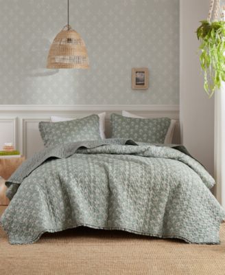 Linwood Ruffle Printed Quilt Set