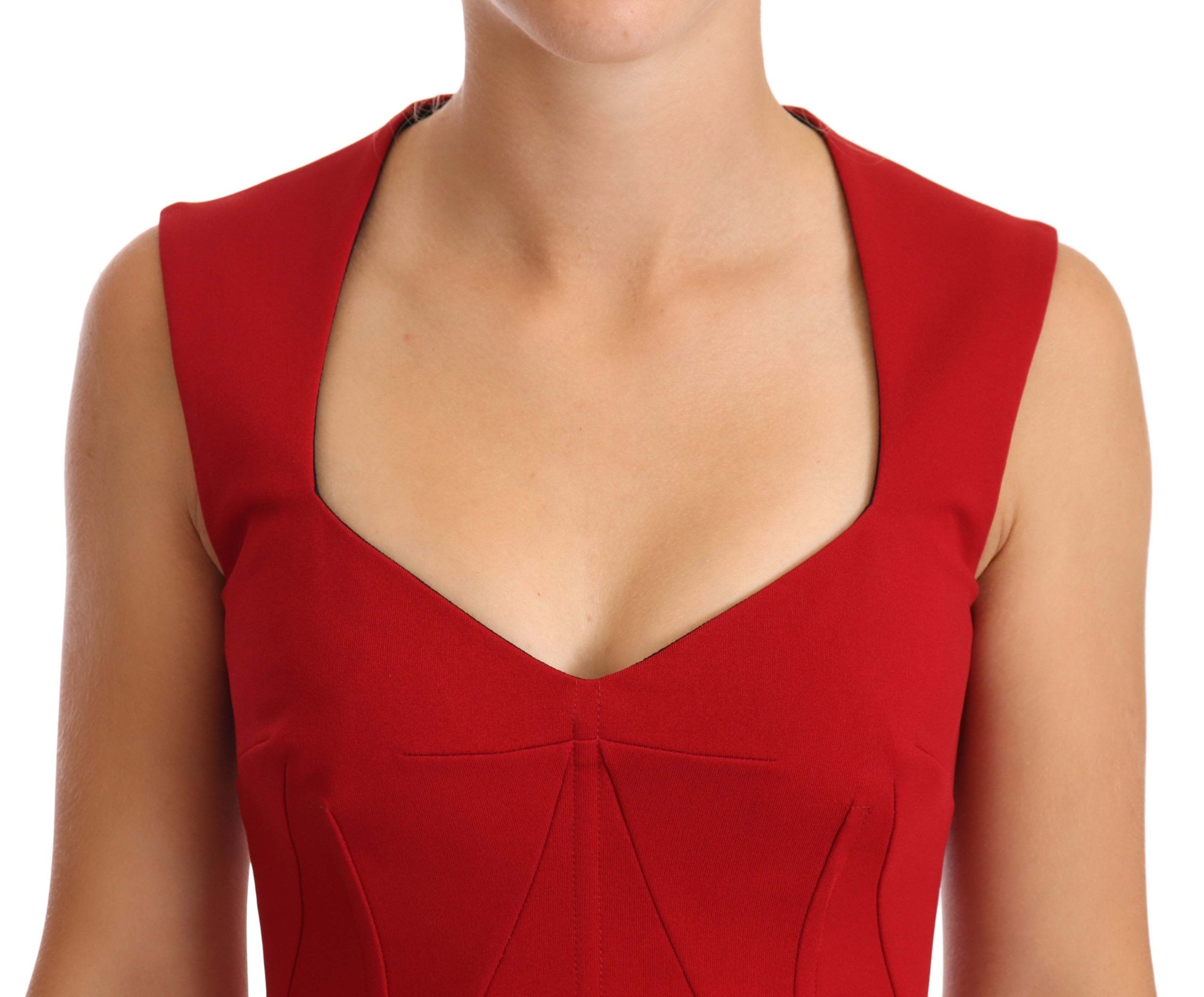 Sweetheart Sleeveless Midi Dress — Red