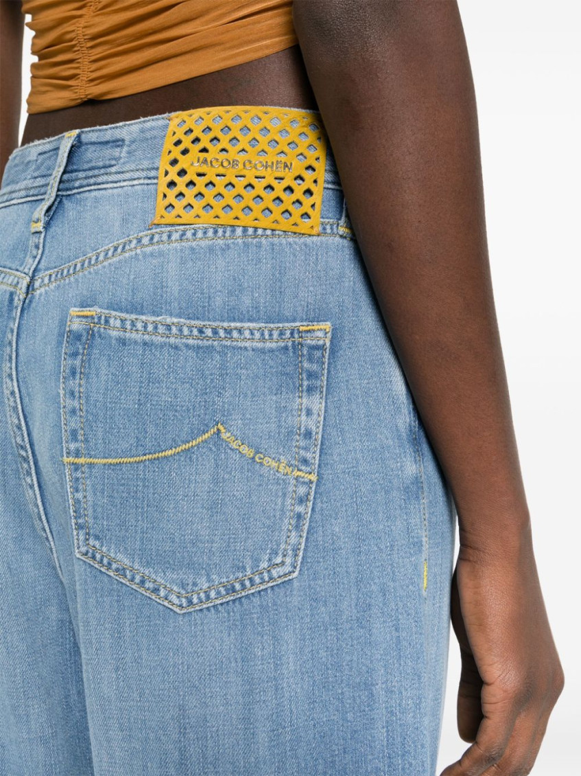 - Riri Relaxed Fit Cargo Jeans