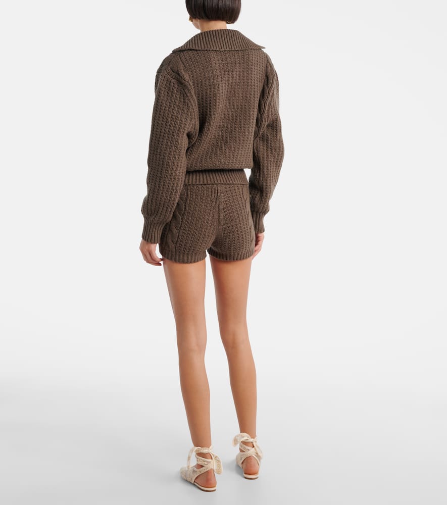 Cashmere sweater