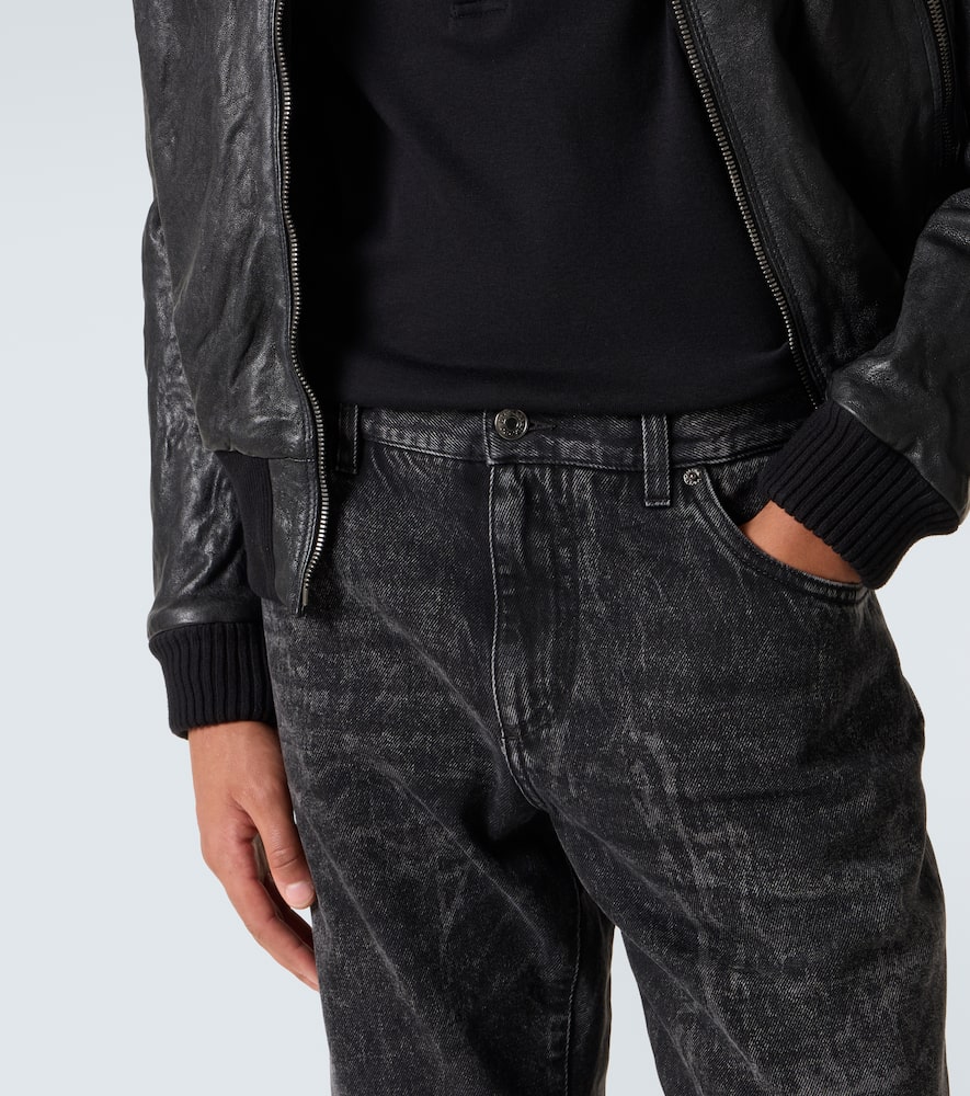 Mid-rise straight jeans