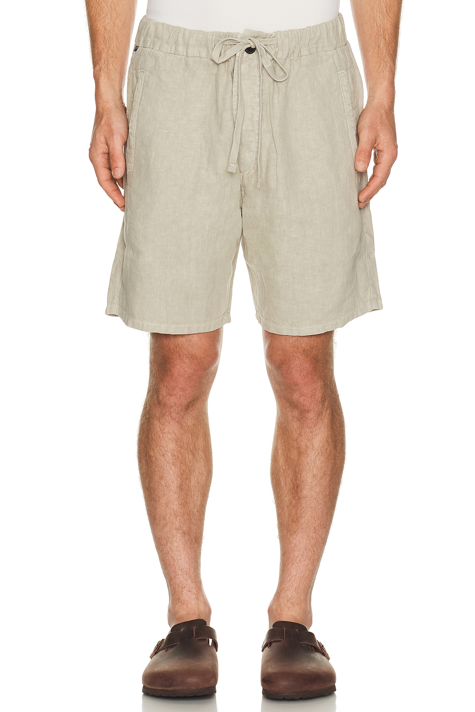 Citizens of Humanity Drawstring Deck Shorts in Wheat - Cream. XL/1X also in S