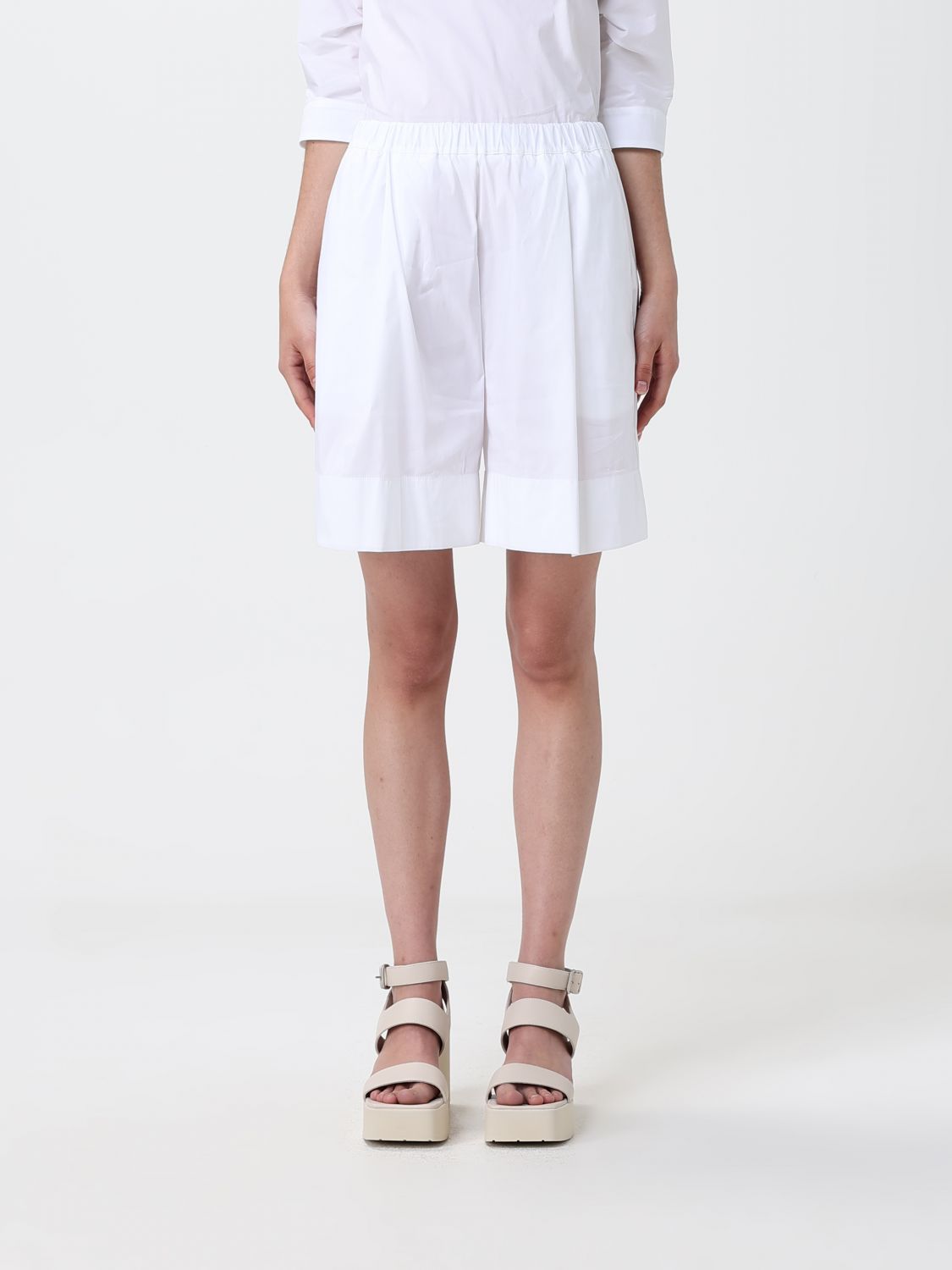 Shorts Woman color Black