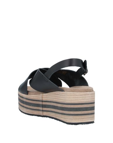 Woman Sandals Black Size 6 Soft Leather