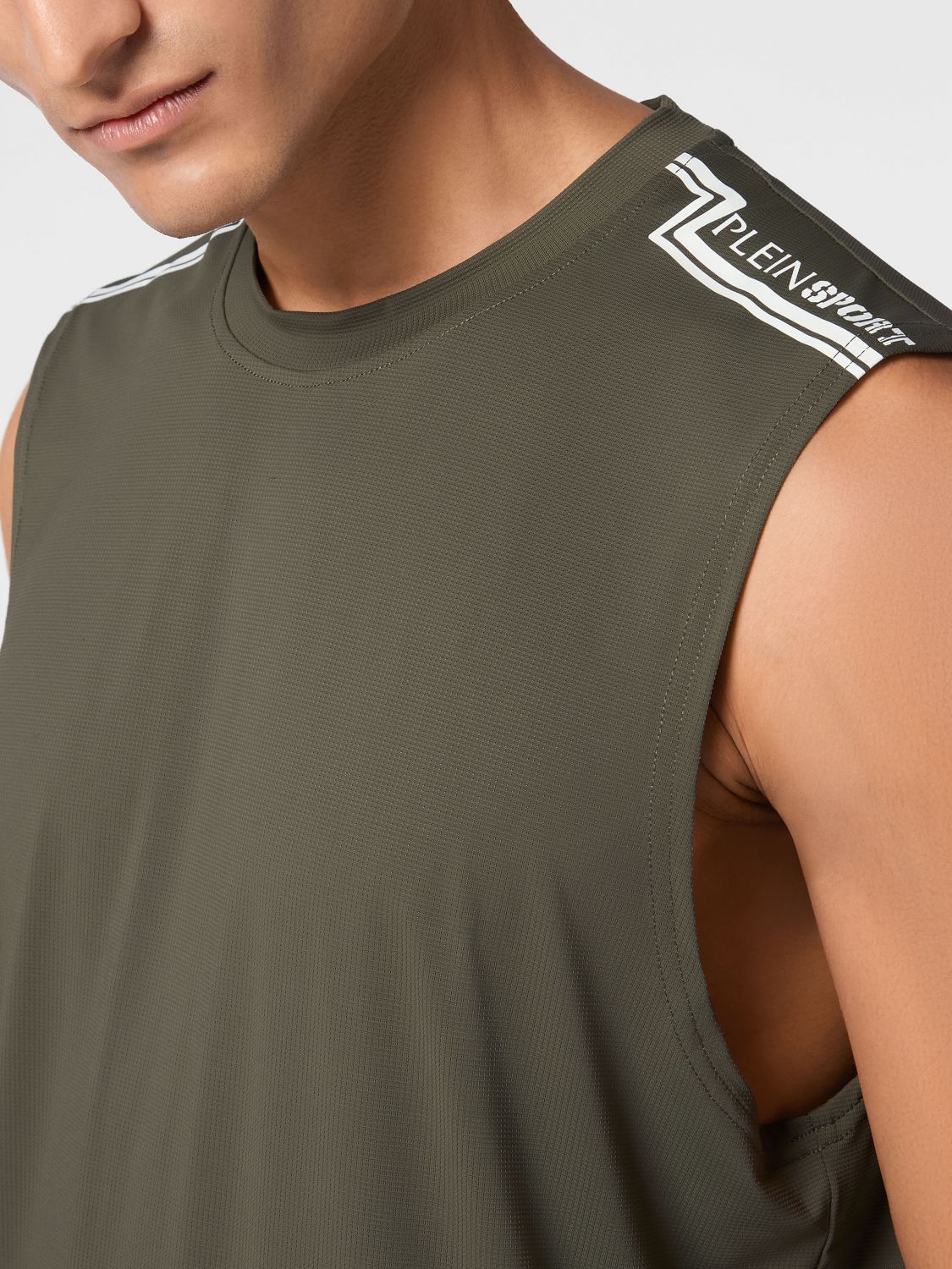 Round-neck sleeveless T-shirt - Green