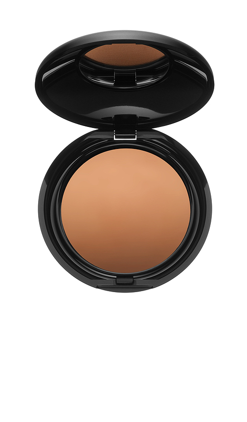 PAT McGRATH LABS Skin Fetish: Sublime Perfection Blurring Under-Eye Powder in Amber. a