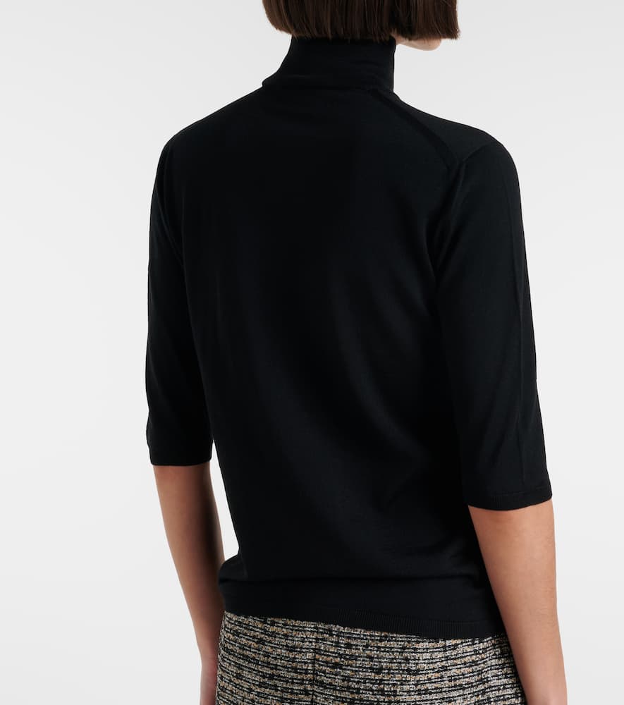 Boa virgin wool sweater