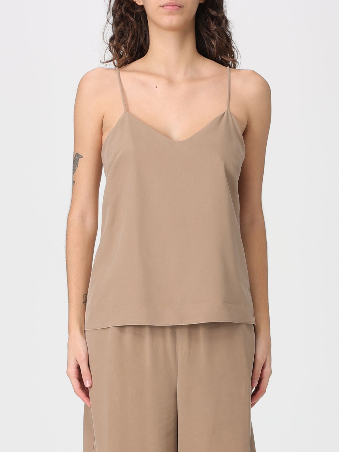 Top Woman color Brown