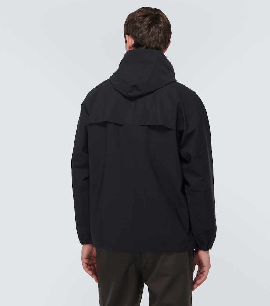 Hooded fleece jacket