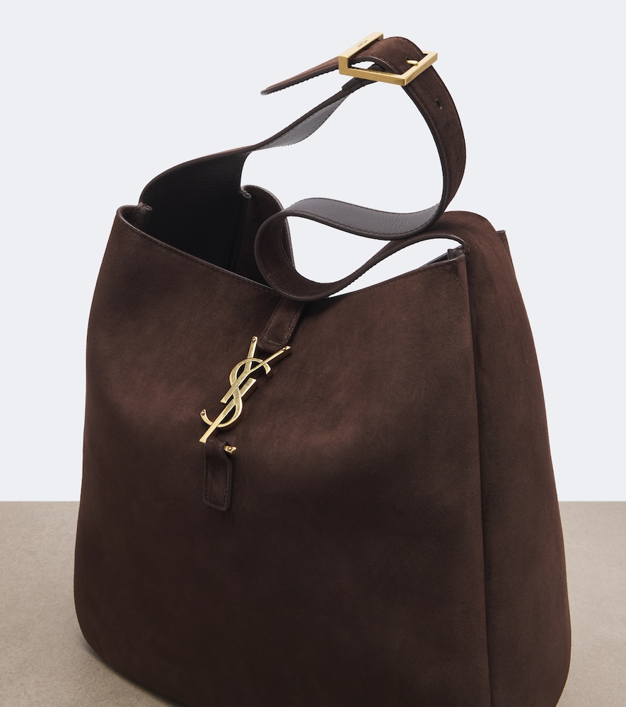 Le 5 à 7 Supple Large suede shoulder bag