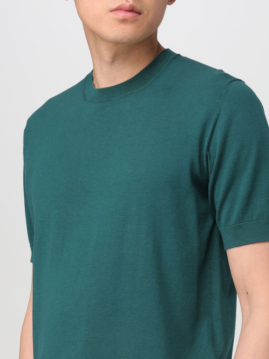 T-Shirt Men color Green