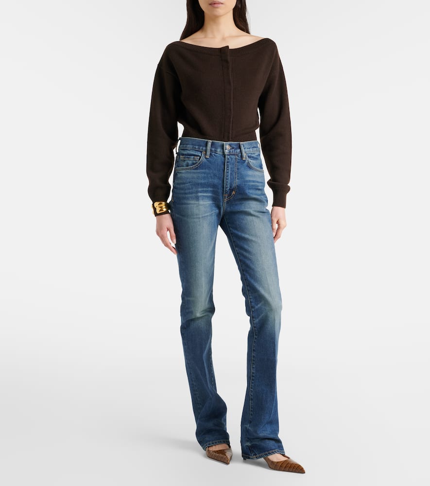 Flared jeans