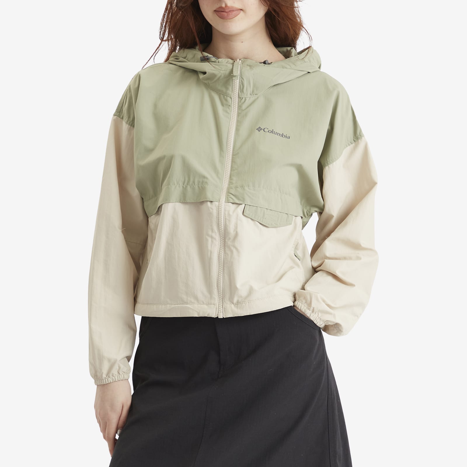 Columbia Women's Spire Valley Cropped Windbreaker in Safari/Dark Stone