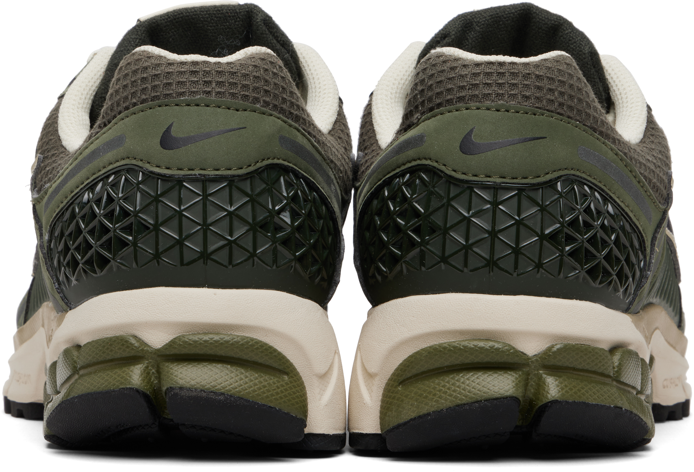 Green Zoom Vomero 5 SE Sneakers