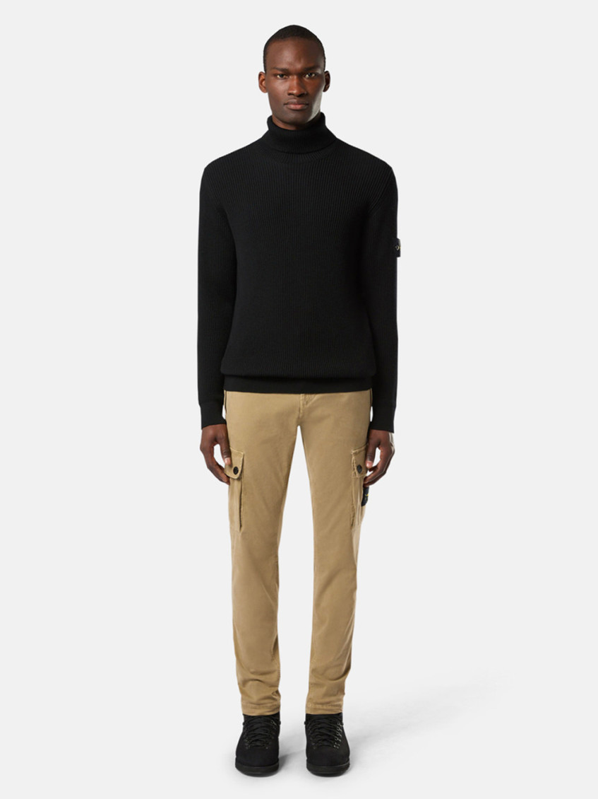 Ribbed Wool Turtleneck Pullover