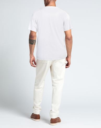 Front Street 8 Man T
