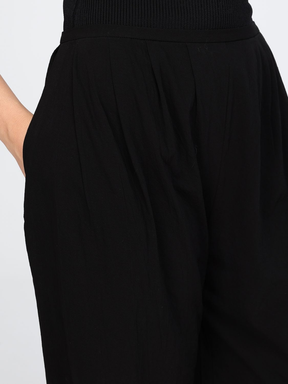 Shorts Woman color Black