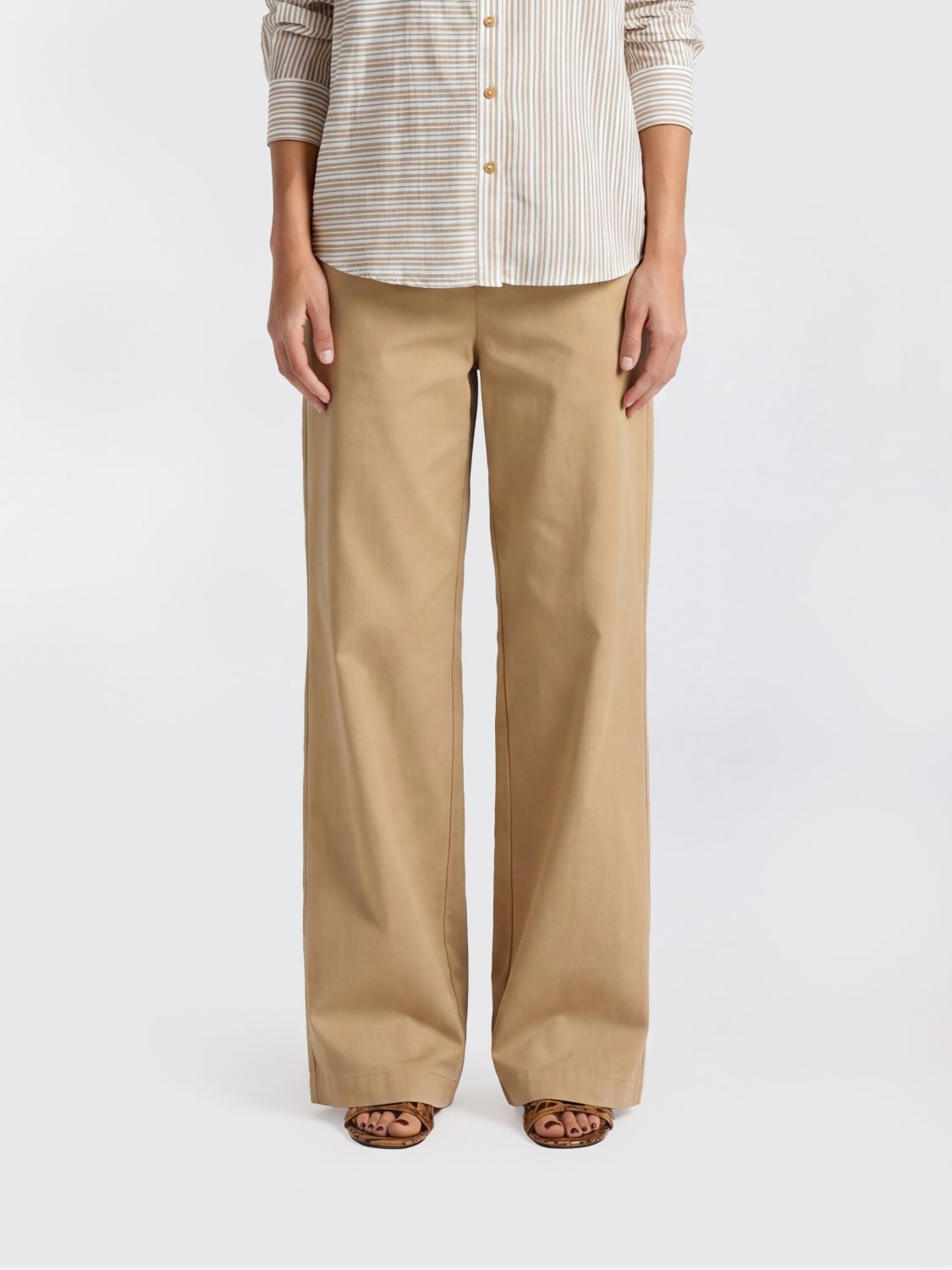MOMONÌ Pants Woman color Brown