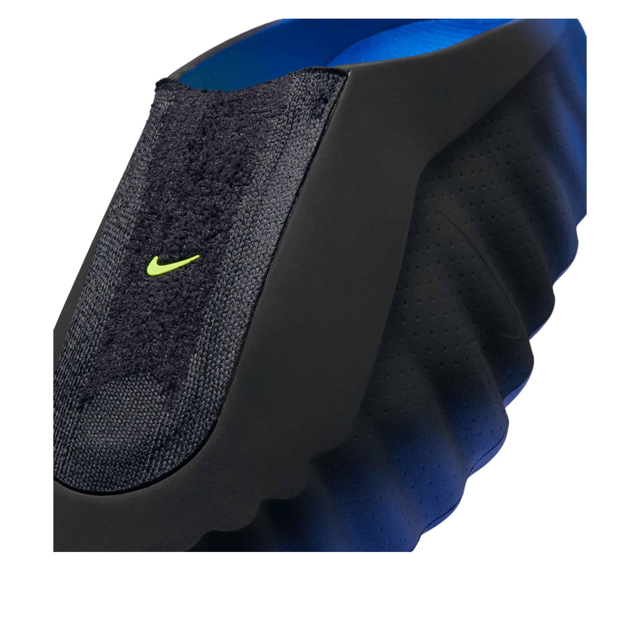 Mind 001 Flyknit 'Hyper Royal'