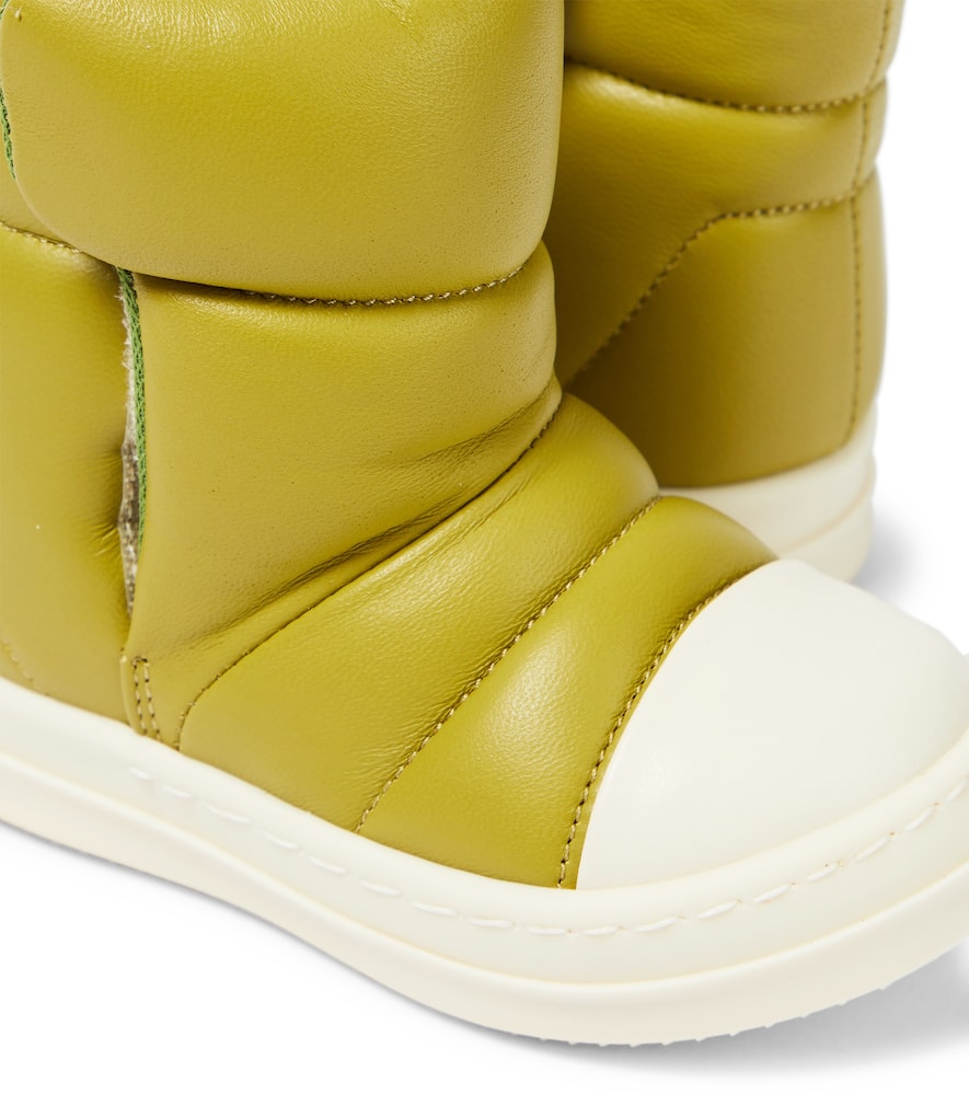 Puffer leather boots