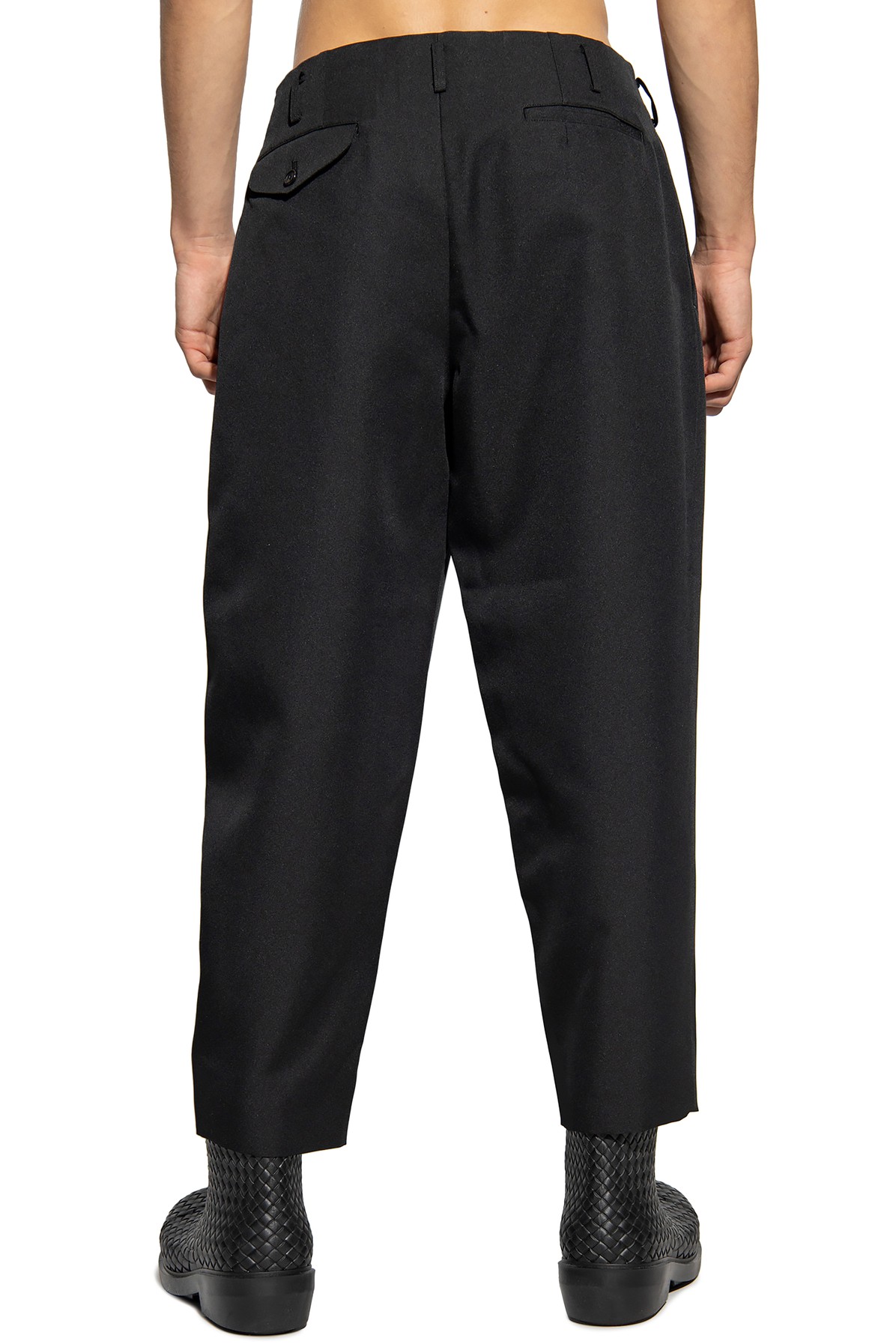 Trousers with pockets