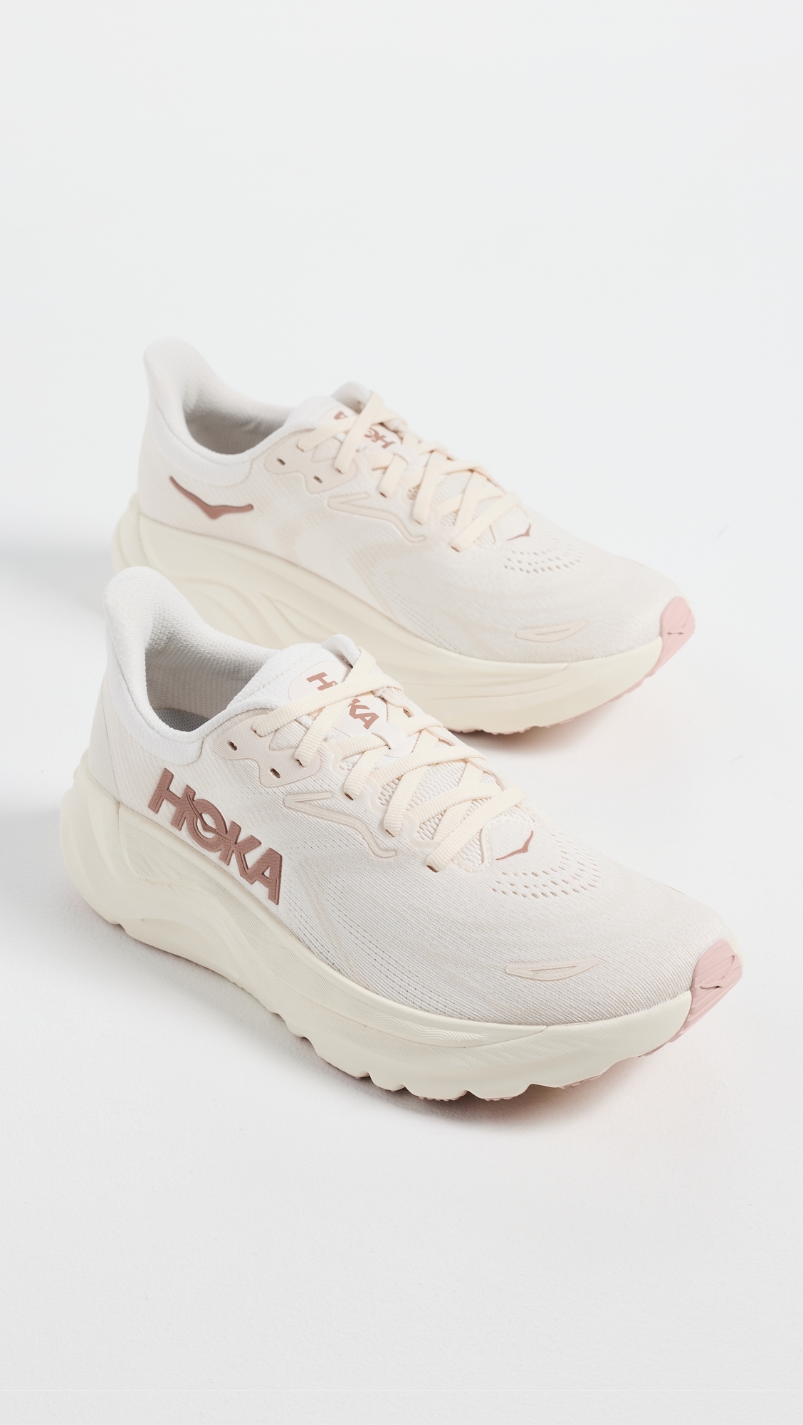 Arahi 8 Sneakers Alabaster/Rose Gold