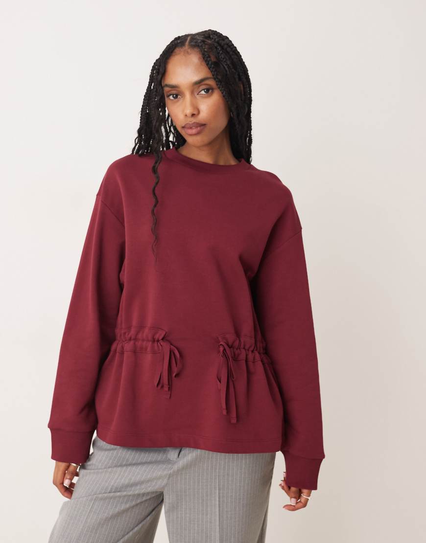 Sweatshirt with ruched bow detail in burgundy-Red