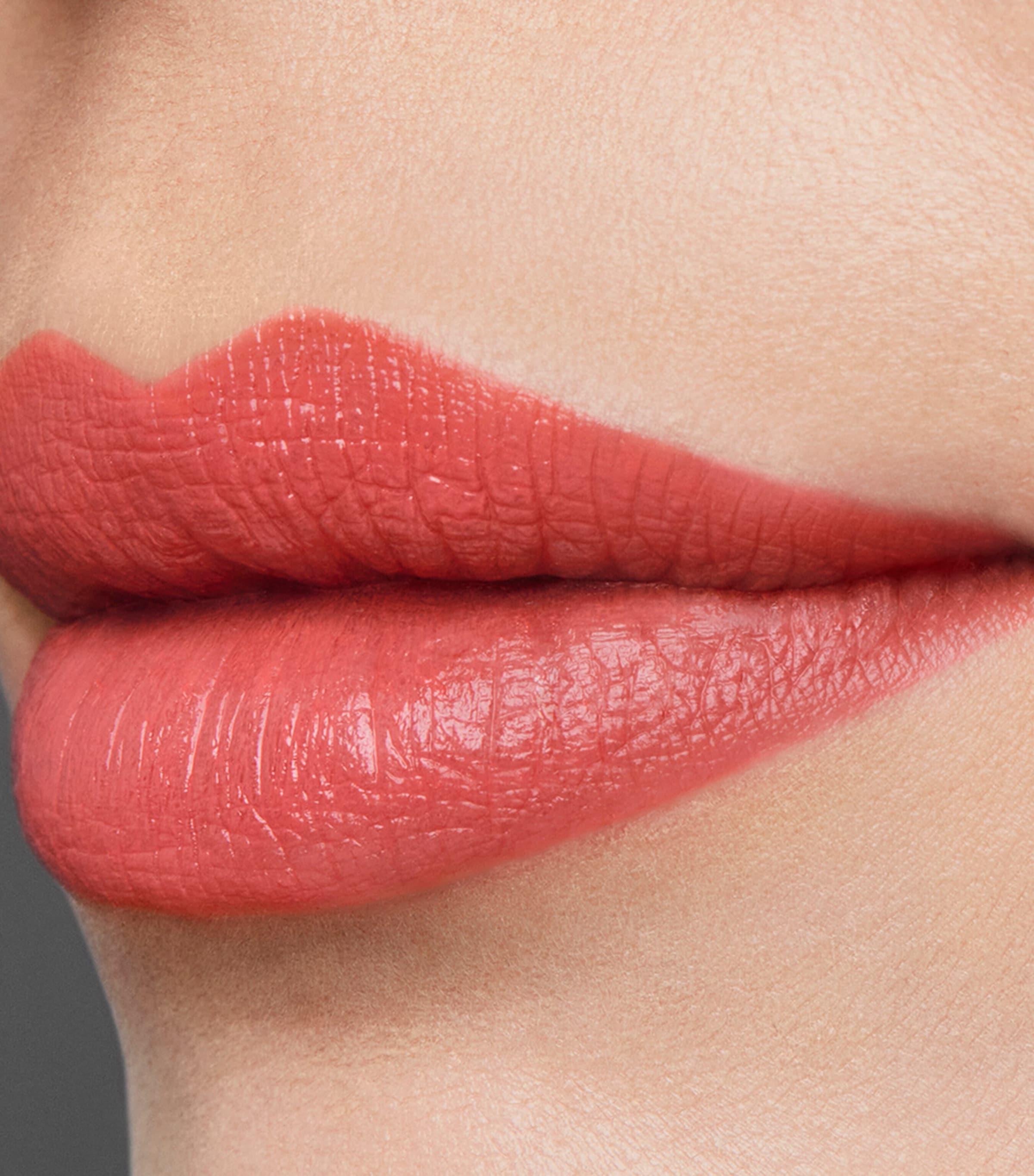 Pure Color Crème Lipstick