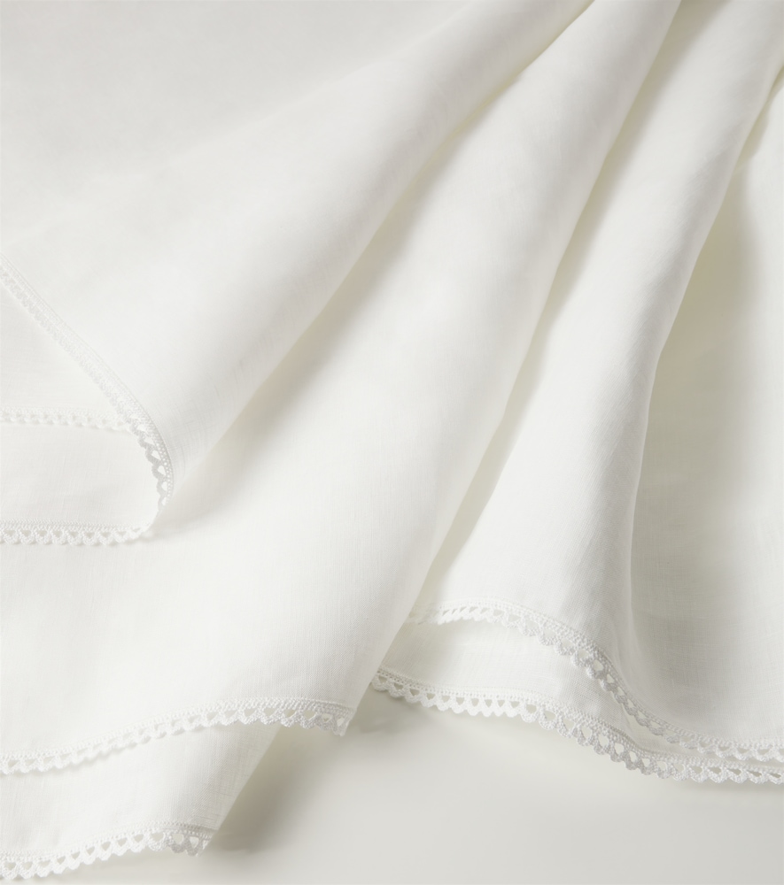 Lace-trimmed tablecloth