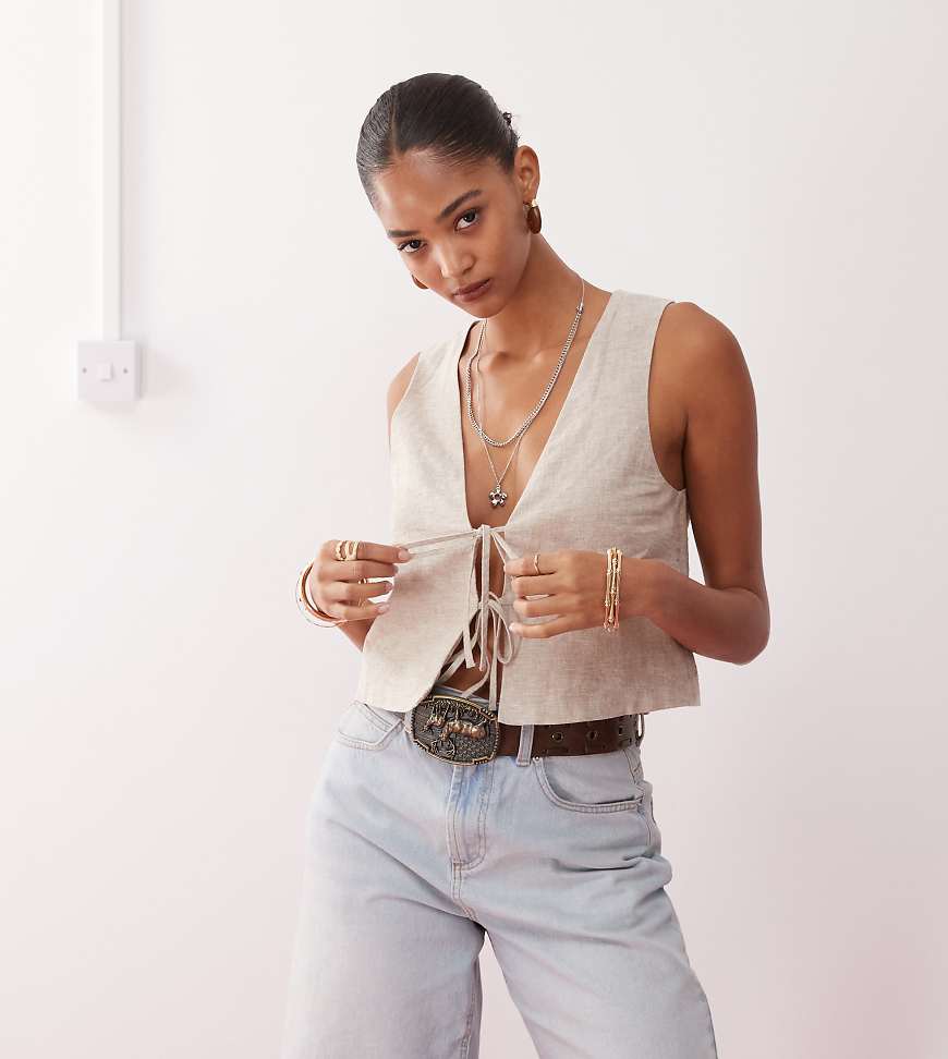 Linen waistcoat in white exclusive to ASOS-Neutral
