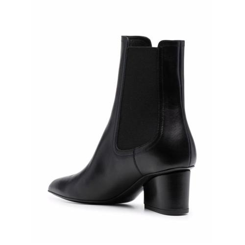 Logo-embossed heel Chelsea boots - Black