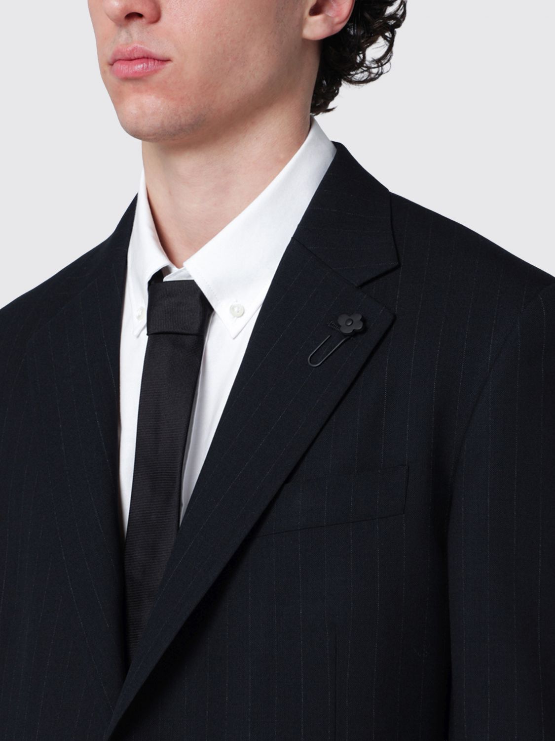 Suit Men color Blue