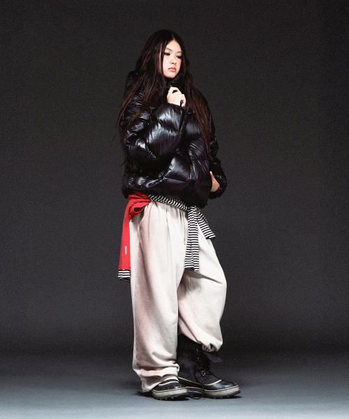 HOODED DUCK DOWN JACKET BLACK