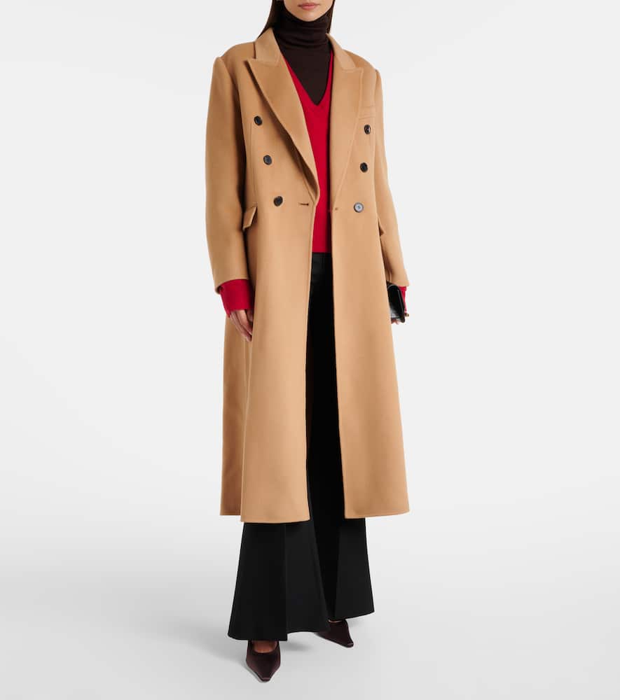 Wool and cashmere coat