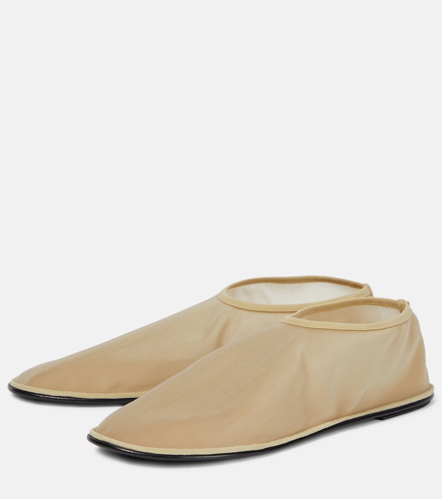 Mesh flats