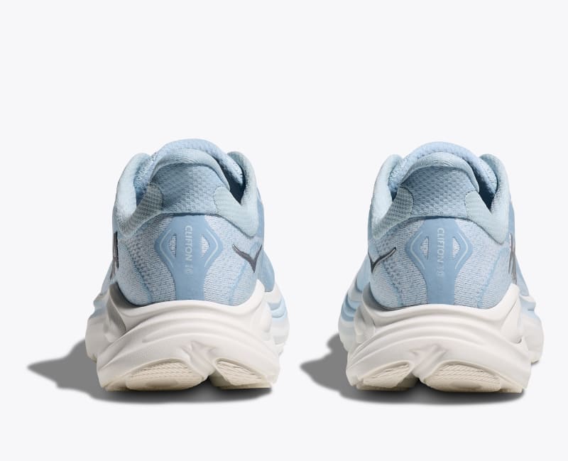 HOKA Women's Clifton 10 Shoes in Glacier Blue/Silver