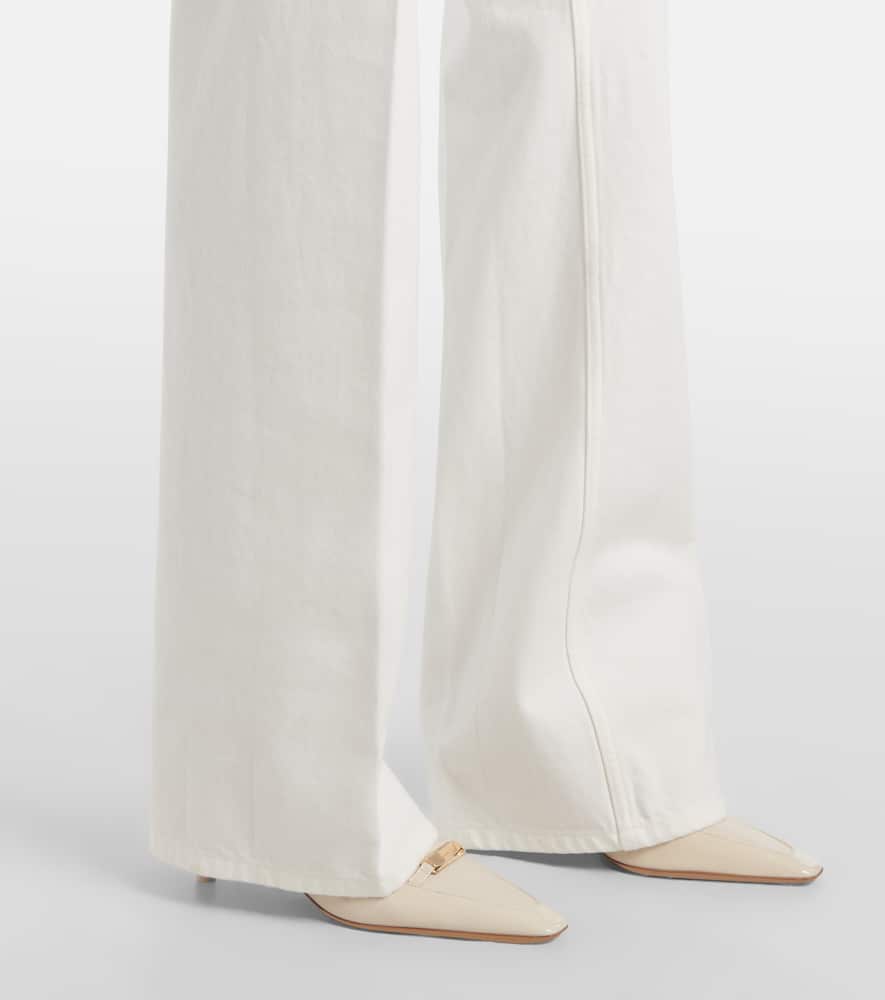 Mid-rise straight jeans