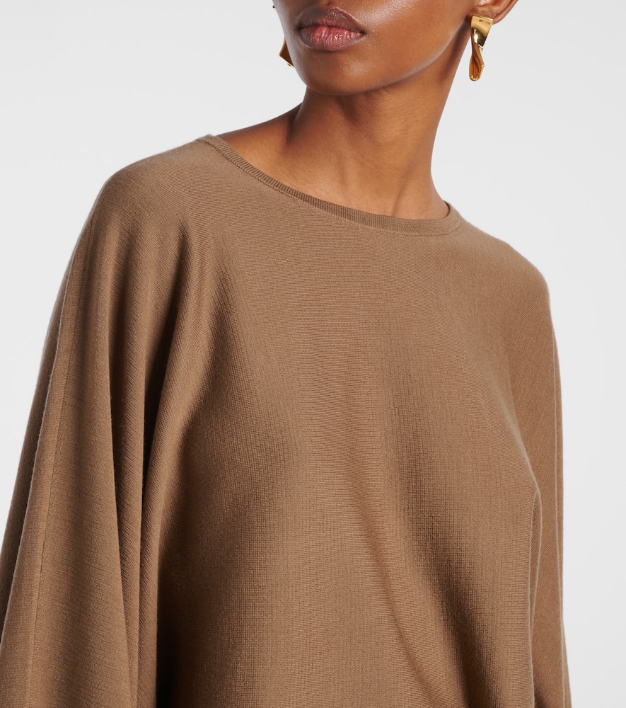 Frais virgin wool sweater